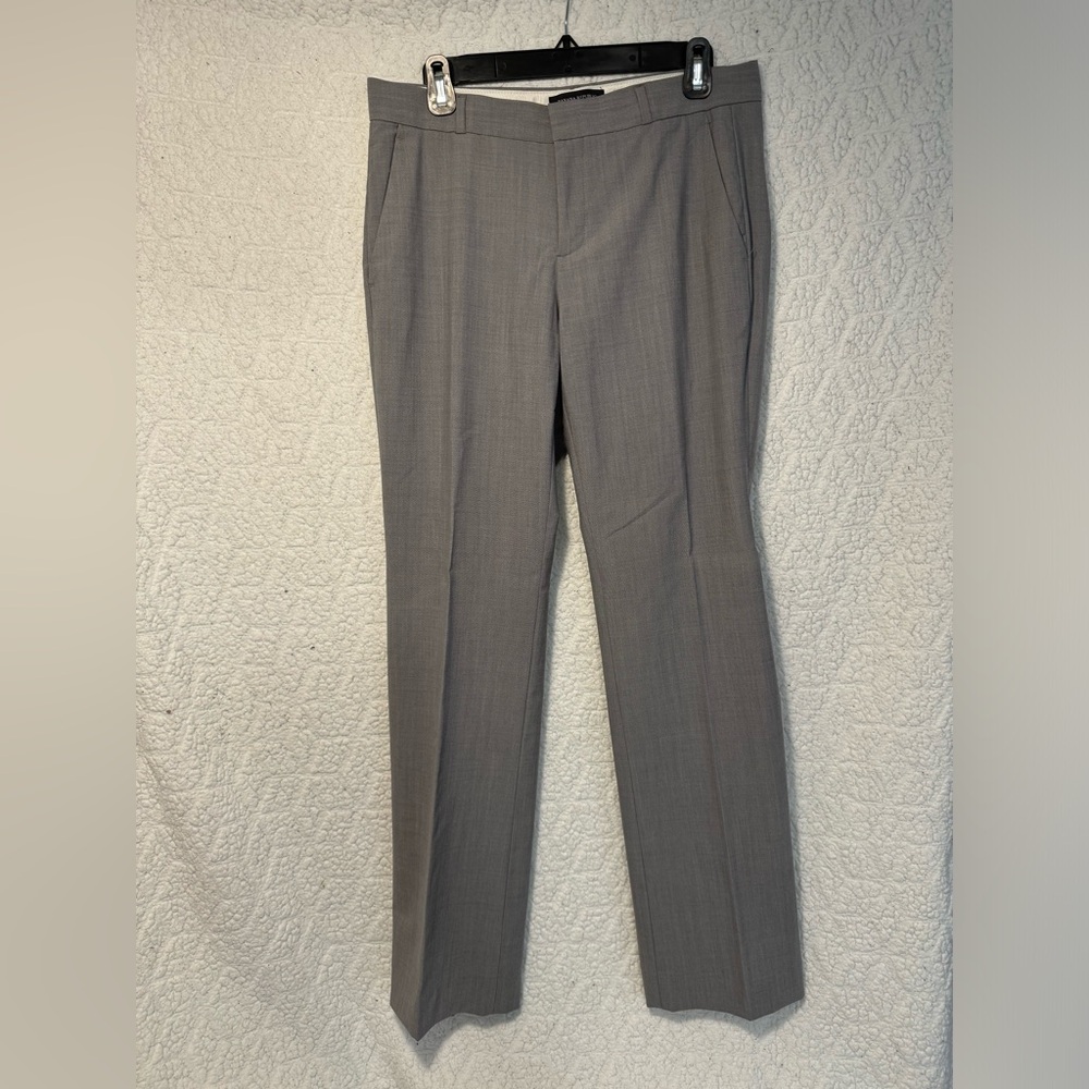 Banana Republic Logan trousers. Gray, size 6